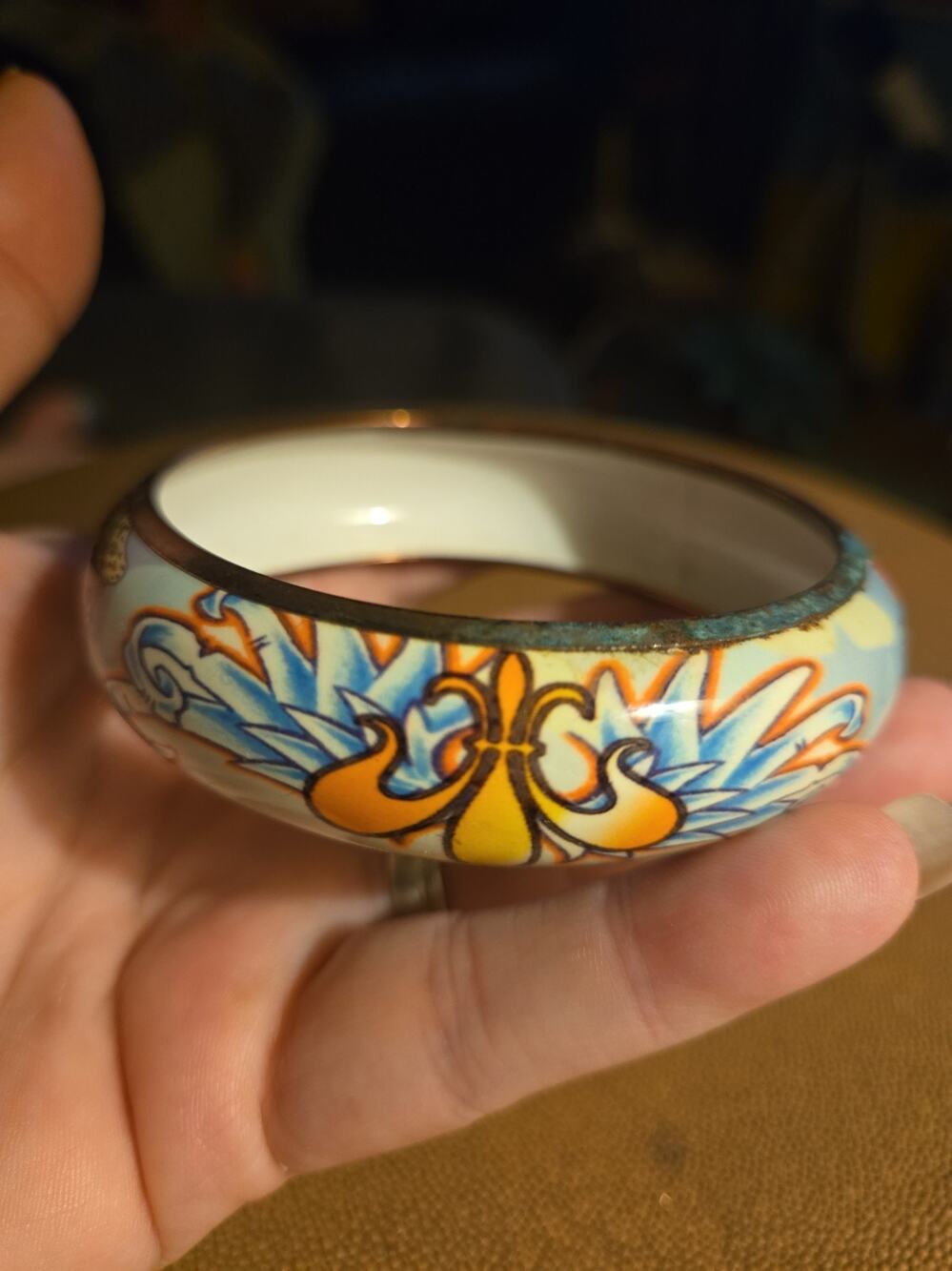 Vintage Cloisonne Enamel Flure De Lis Bangle Bracelet White Blue 7.5 in Boho